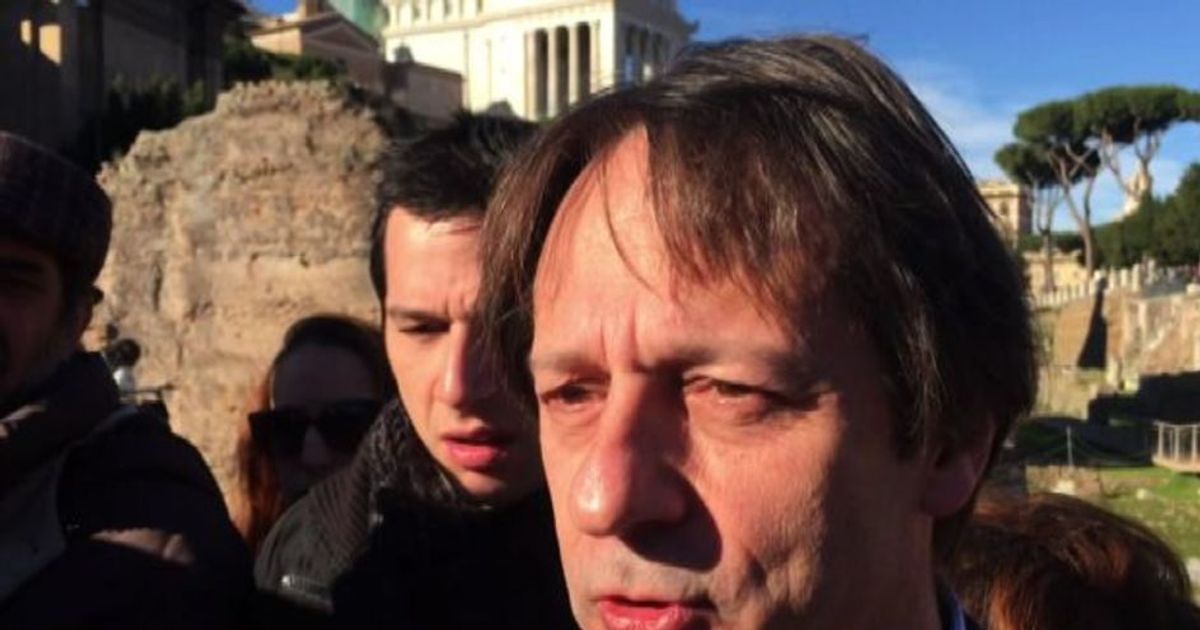 Roma, niente botti a Capodanno. Bergamo: pensiamo agli animali