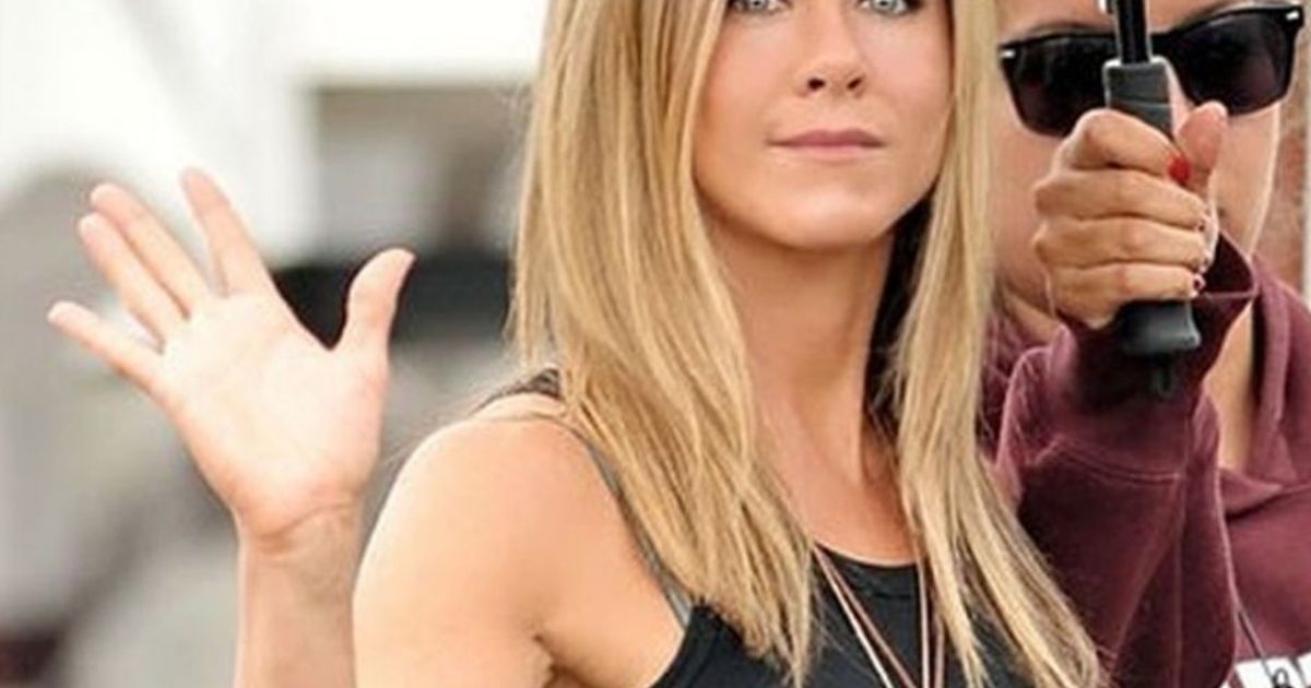 Jennifer Aniston dice “No” a Brad Pitt rifiutando l’invito a cena
