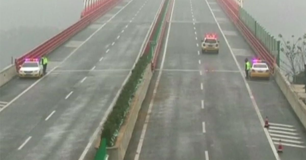 Il ponte più alto del mondo è in Cina ed è aperto al traffico