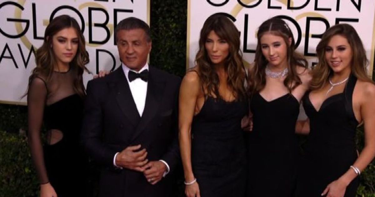 L’eleganza del nero e dell’oro sul red carpet dei Golden Globes