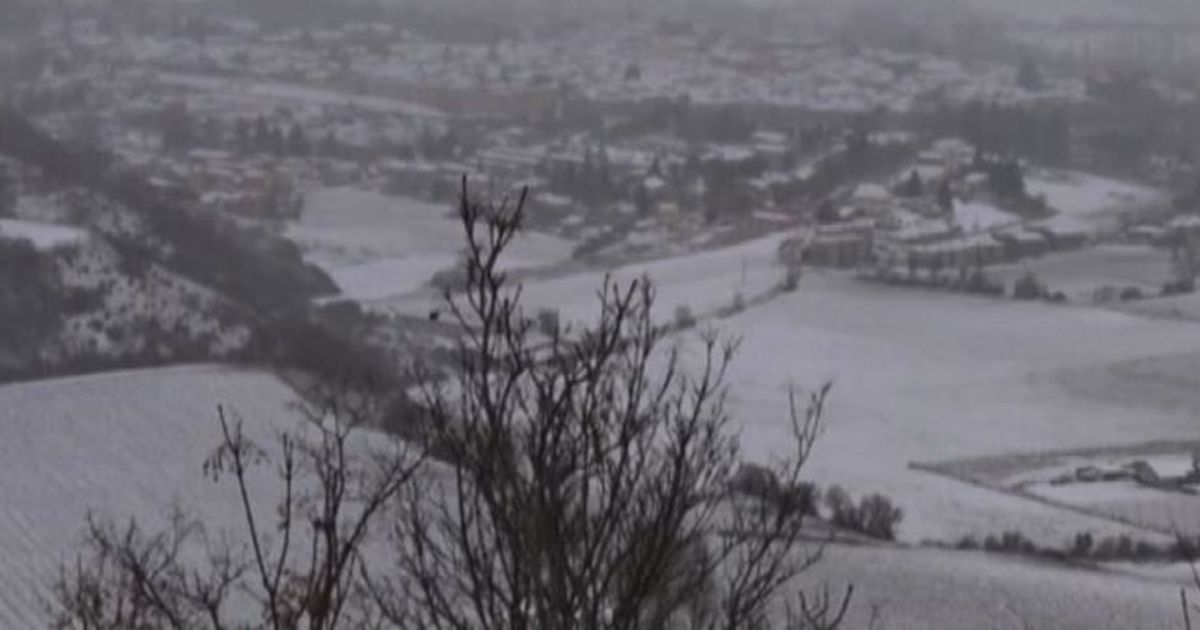 Ondata di gelo al Centro-Sud, Amatrice sotto la neve