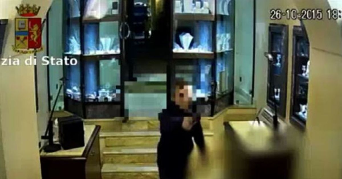 Rapine in gioielleria e ville: 11 arresti a Catania