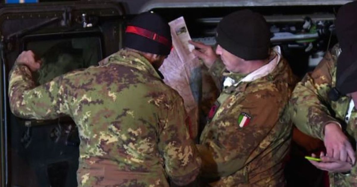 Squadra speciale esercito all’hotel Rigopiano, 20 ancora dispersi