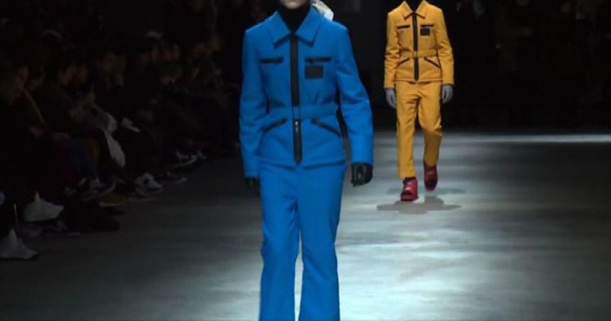 Moda Parigi, i colori accesi di Kenzo: la sfilata è nel backstage