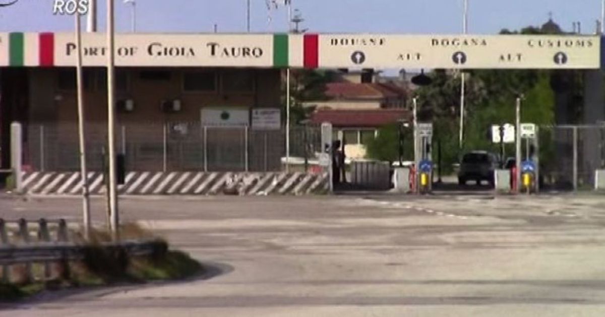 Reggio Calabria blitz contro la cosca Piromalli 33 arresti