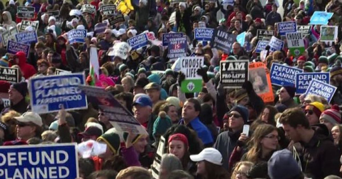 Usa, marcia per la vita, risposta popolo di Trump contro aborto