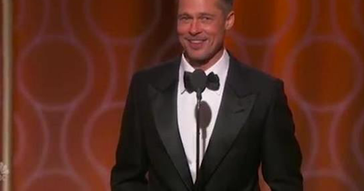 Brad Pitt in pubblico a sorpresa: ovazione per lui ai Golden Globes
