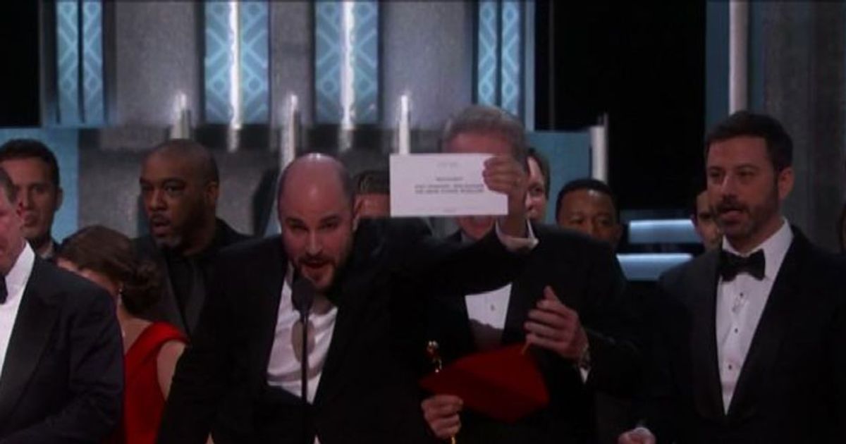 Oscar, che pasticcio: la gaffe del premio al miglior film