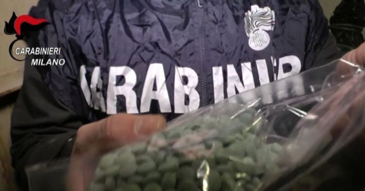 Spacciano farmaco oppioide per malati cancro: presi nel Milanese