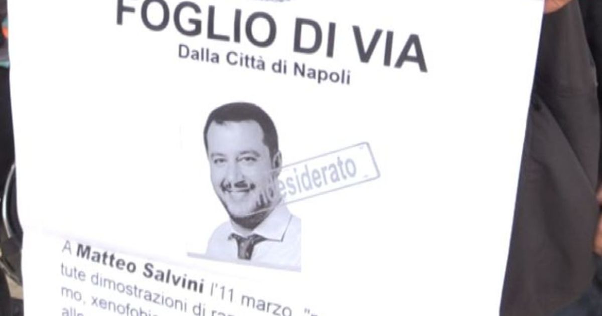 Protesta contro Salvini 8220Antimeridionale Napoli non ti vuole8221