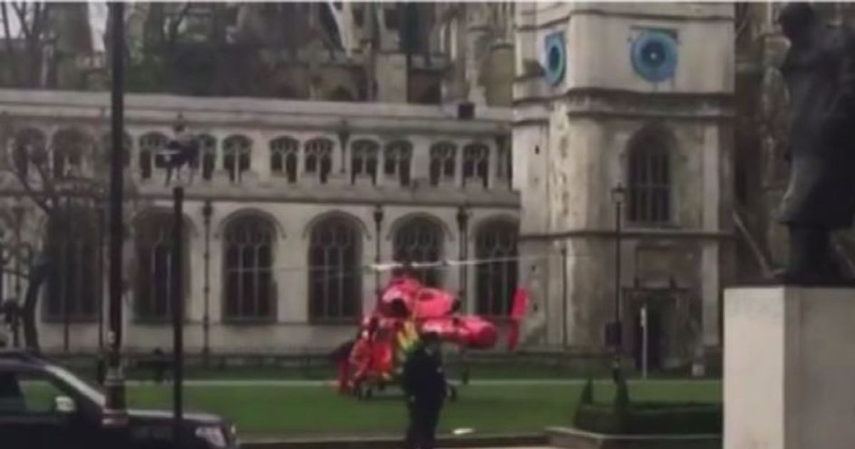 Londra spari vicino al Parlamento 12 feriti assalitore ucciso