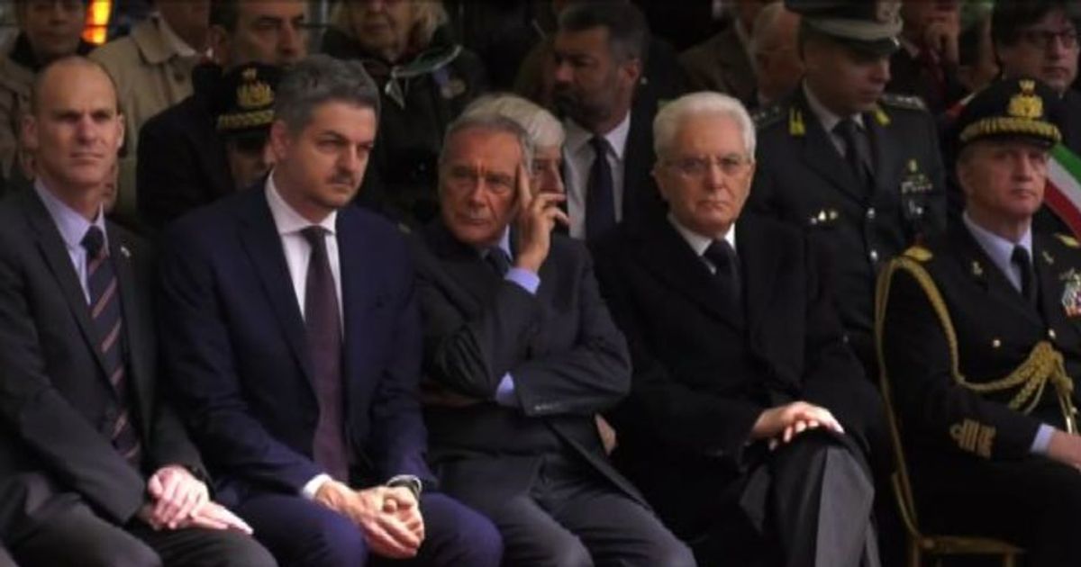 Mattarella alle Fosse Ardeatine commemora le vittime dell’eccidio