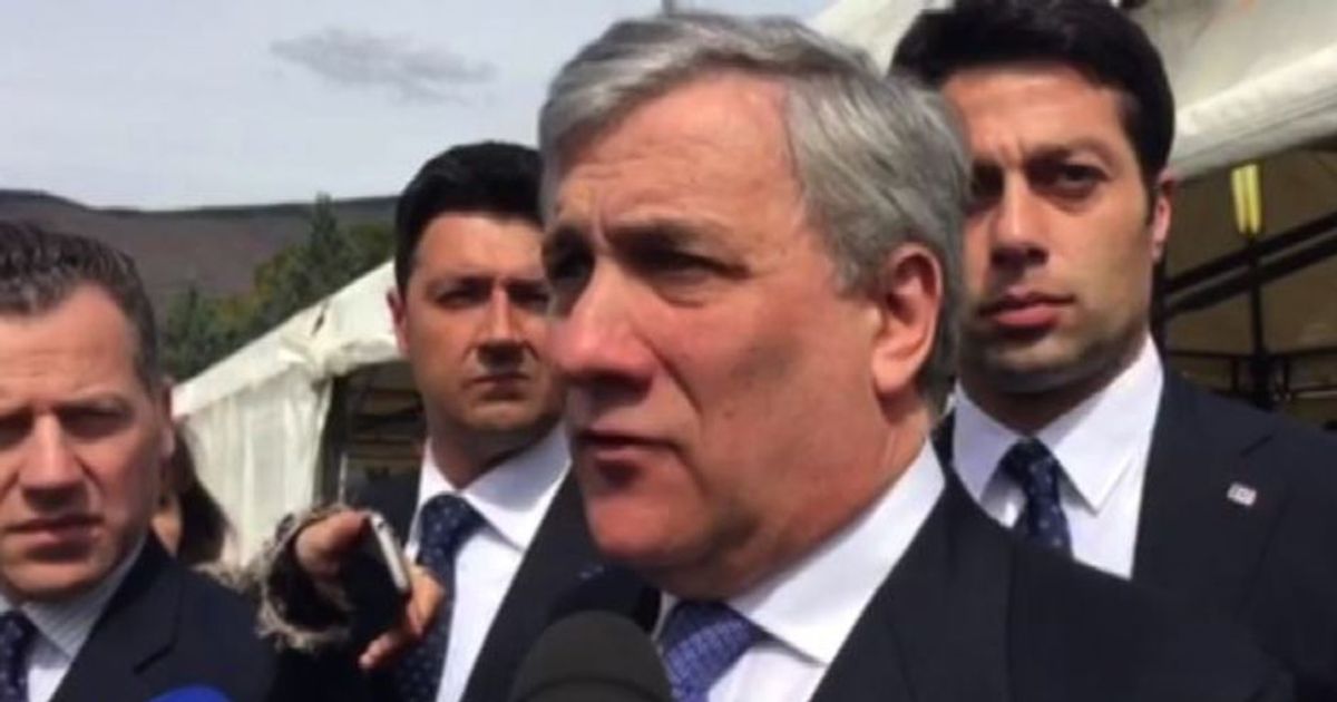 Tajani a Norcia promette dall’Ue 2 miliardi per il sisma