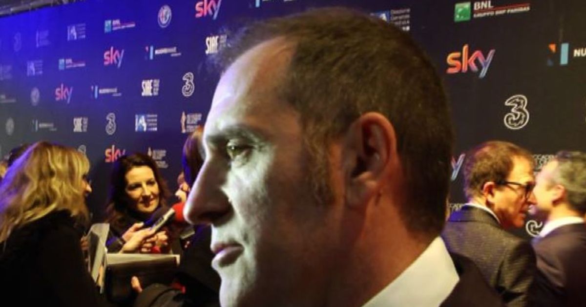 David, Mastandrea vince con “Fiore”, ricorda lo scomparso Josciua