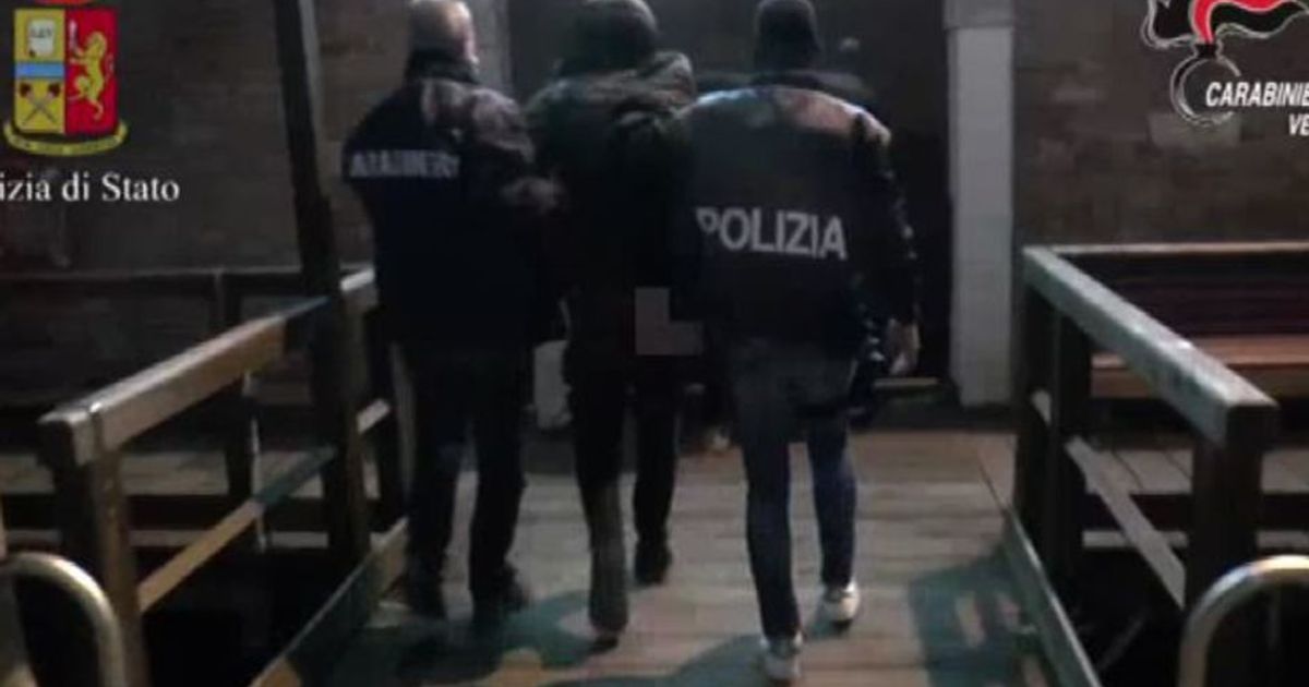 Bomba a Rialto e subito in paradiso, il piano jihadista a Venezia