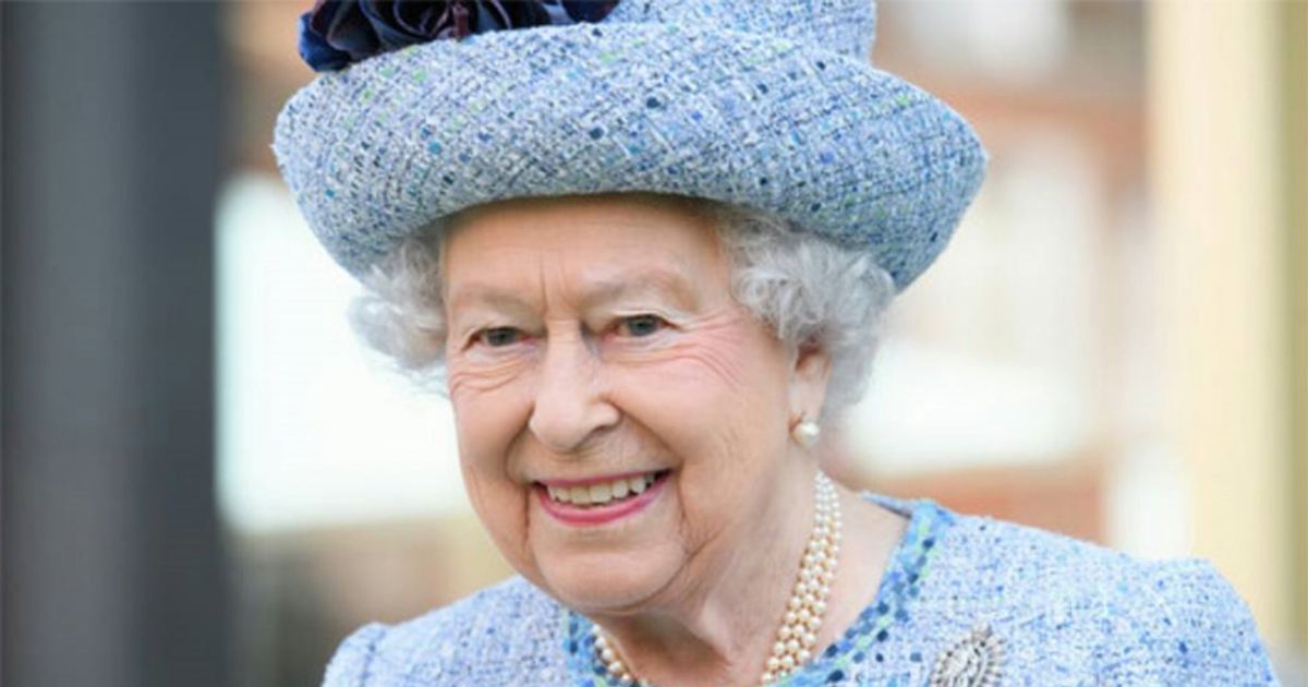 La Regina cerca un arredatore. Per candidarsi c’è tempo fino al 6 aprile