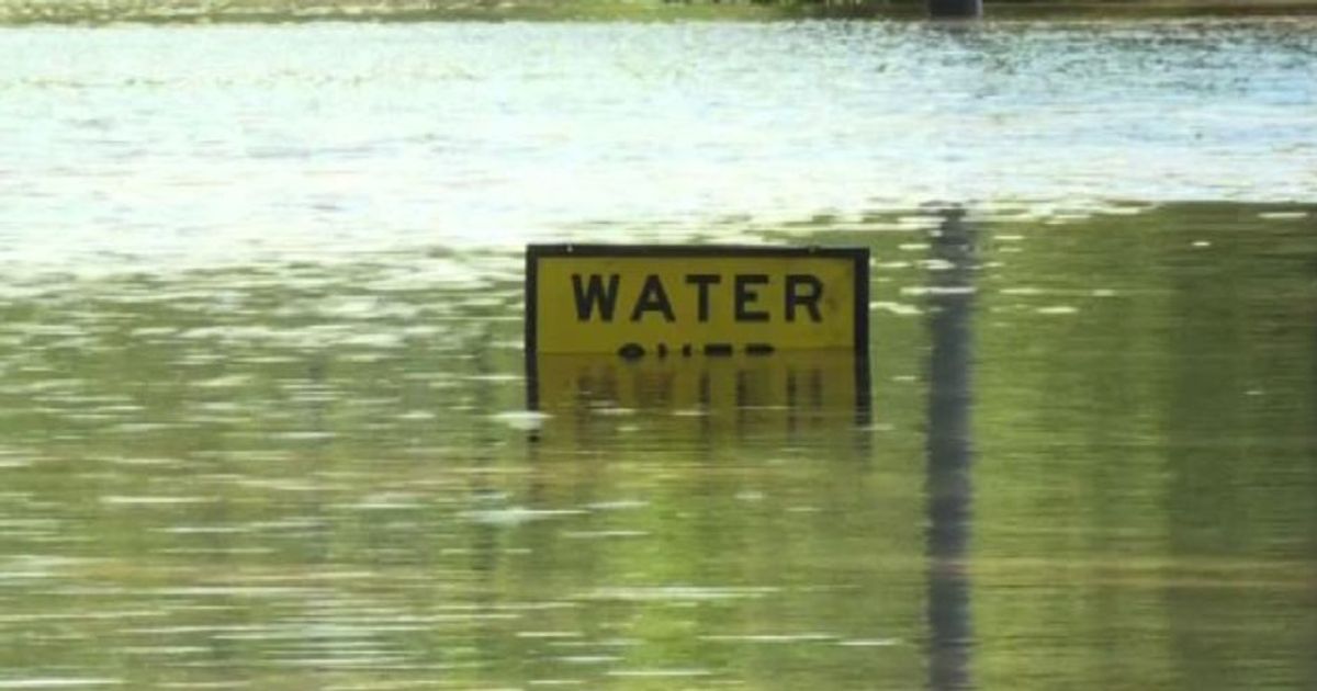 Devastazione in Australia dopo il passaggio del ciclone Debbie