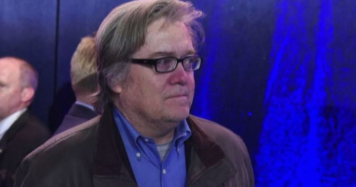 Trump rimuove Steve Bannon dal Consiglio di sicurezza