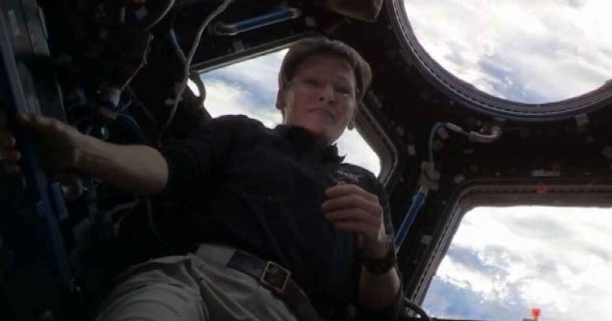 L’astronauta Nasa Peggy Witson resterà sull’Iss tre mesi in più