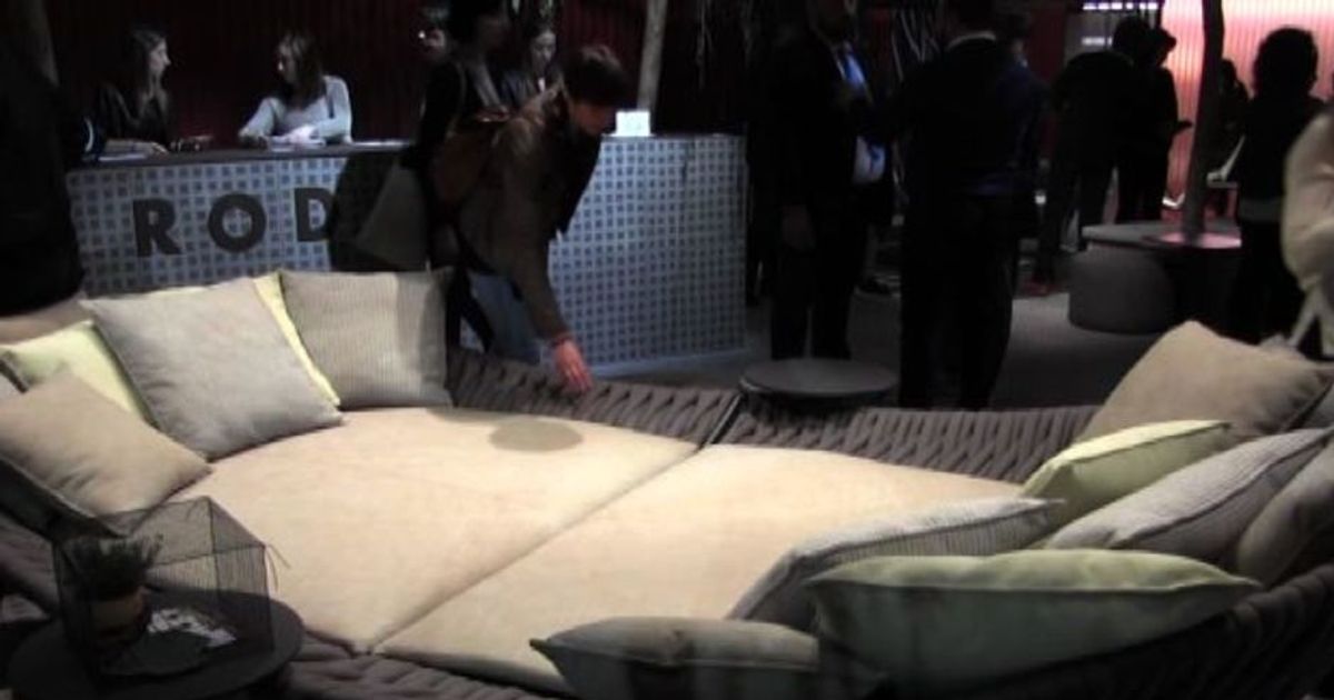 Alluminio e nuove cromie nel giardino pensato da Roda per il 2017