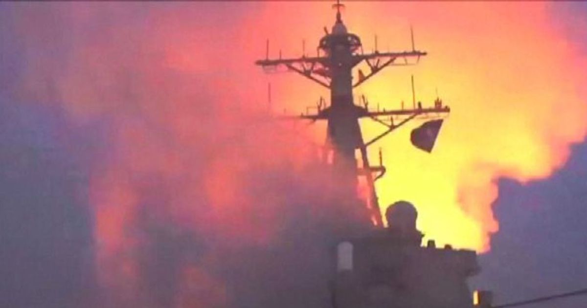 “Bombardare basi siriane”: consiglio di Hillary prima del raid