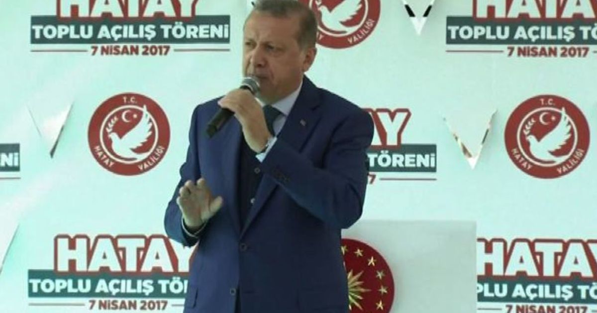 Siria, Erdogan: il raid Usa è positivo ma insufficiente