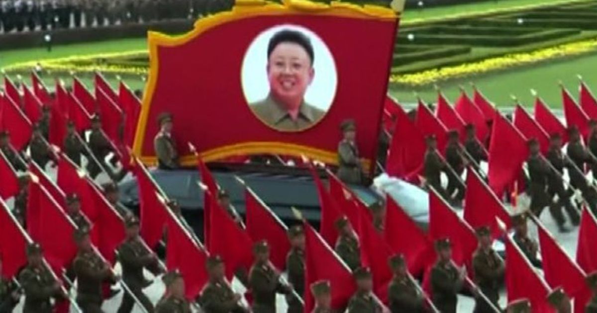 A Pyongyang scatta il North Korean Pride: sfilano truppe di Kim