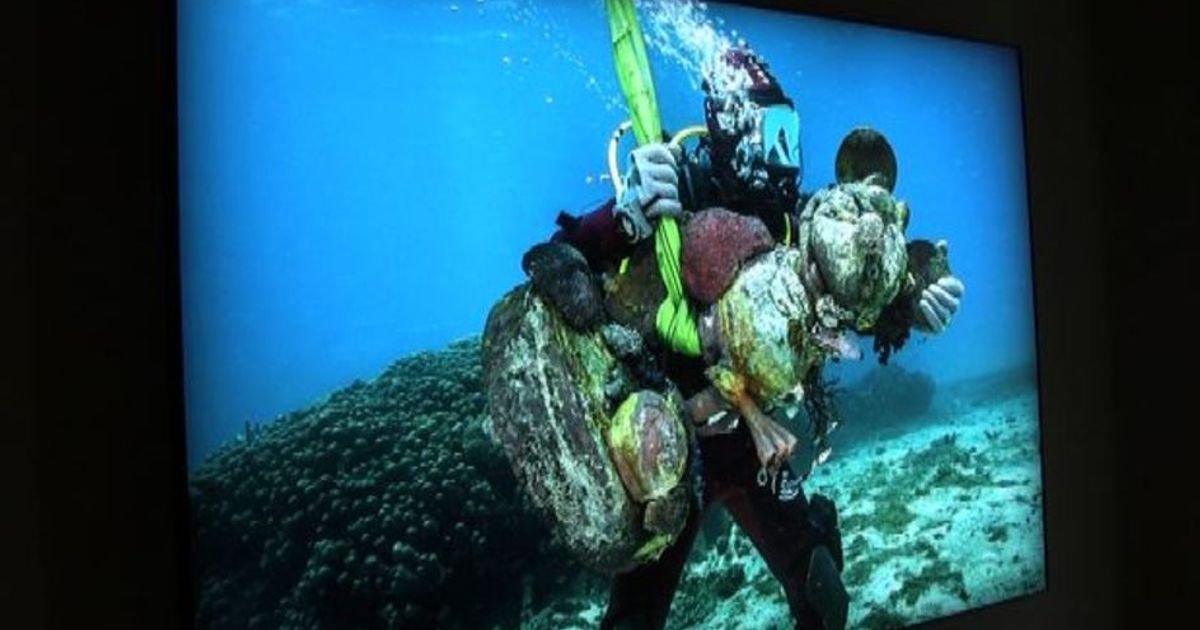 Artefatto e narrazione: c’era una volta e c’è ancora Damien Hirst