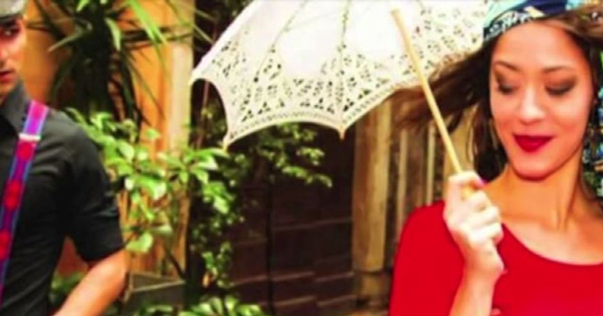 Foto G7 stereotipata, ma in Italia è boom di mafia-gadget