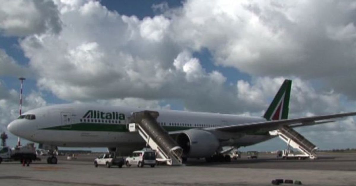 Alitalia, intesa azienda-sindacati, ora referendum per ratifica