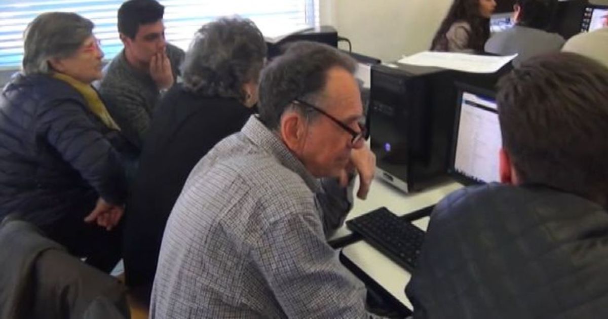 Anziani e nuove tecnologie successo a Genova per 8220Nonni in rete8221