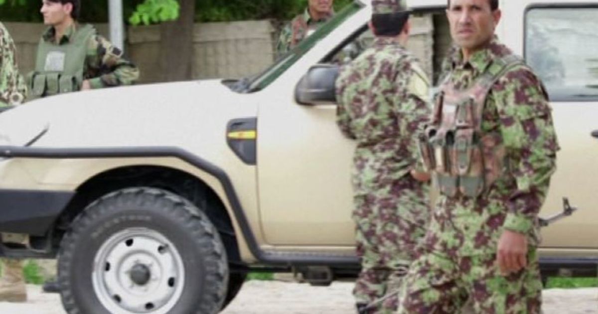 Afghanistan, un centinaio tra morti e feriti in attacco talebano