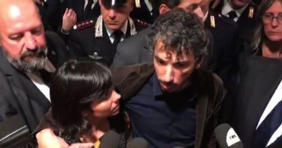 Del Grande libero: fermato da agenti in borghese, non so perchè