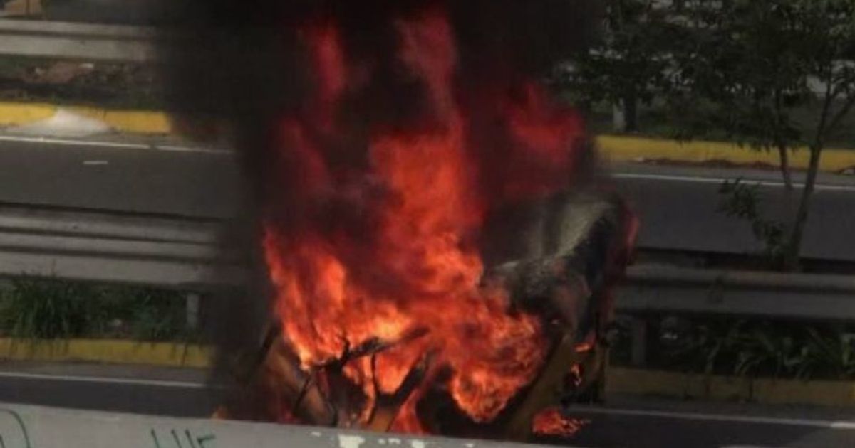 Venezuela in preda al caos: in 20 giorni uccisi 26 dimostranti