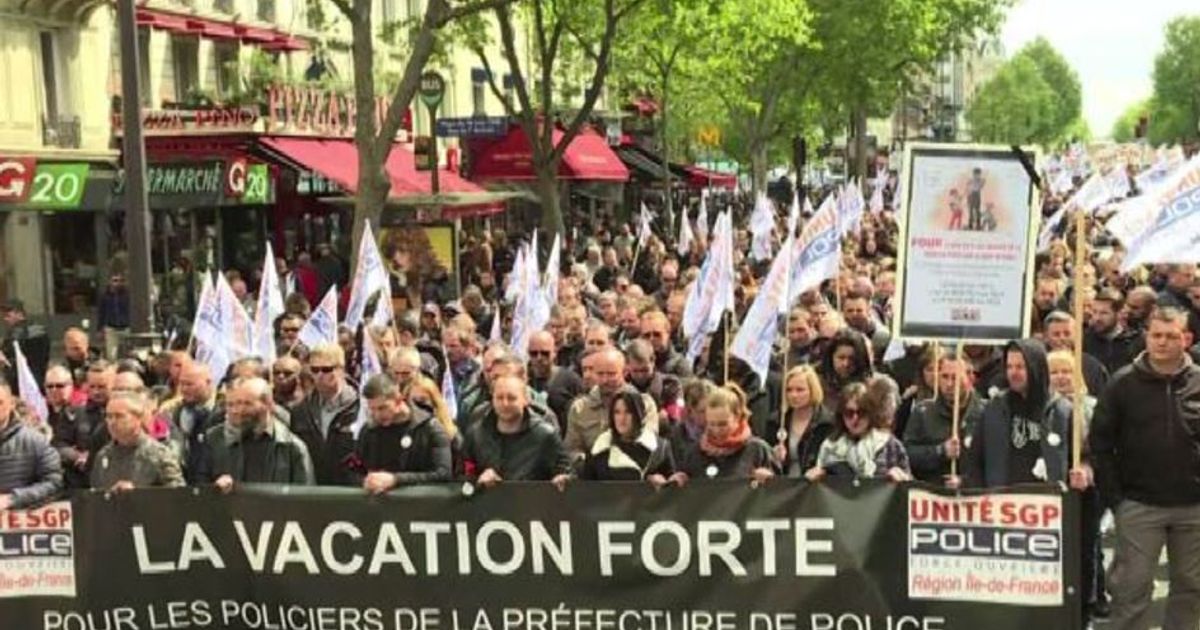 Parigi, la “marcia della rabbia” dei poliziotti francesi