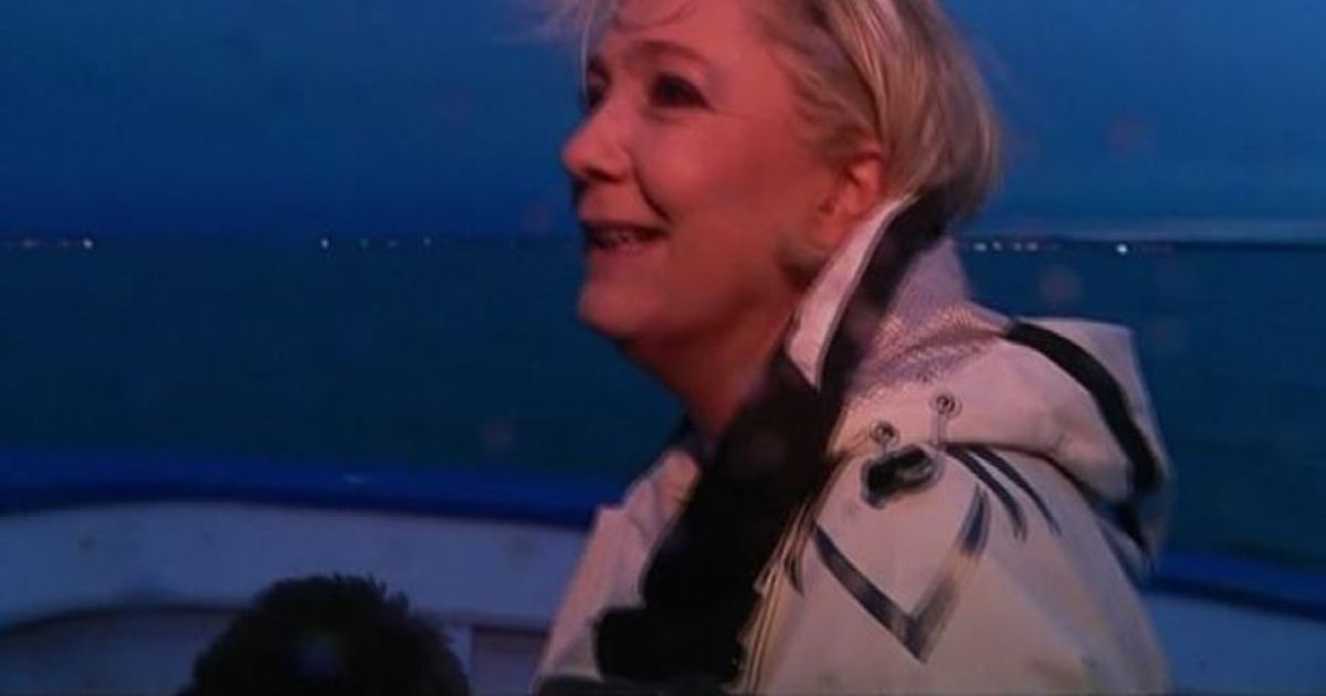 Eliseo 2017, Marine Le Pen: Macron amico delle grandi banche