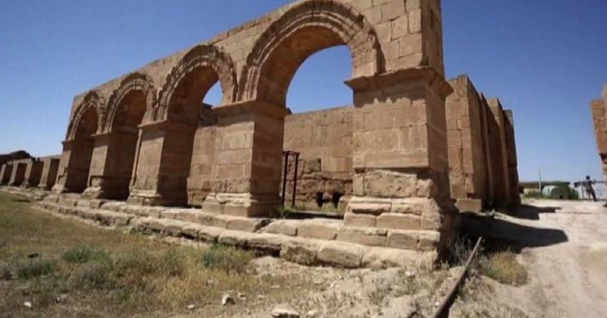Ecco quel che resta di Hatra: le immagini del sito tolto all’Isis