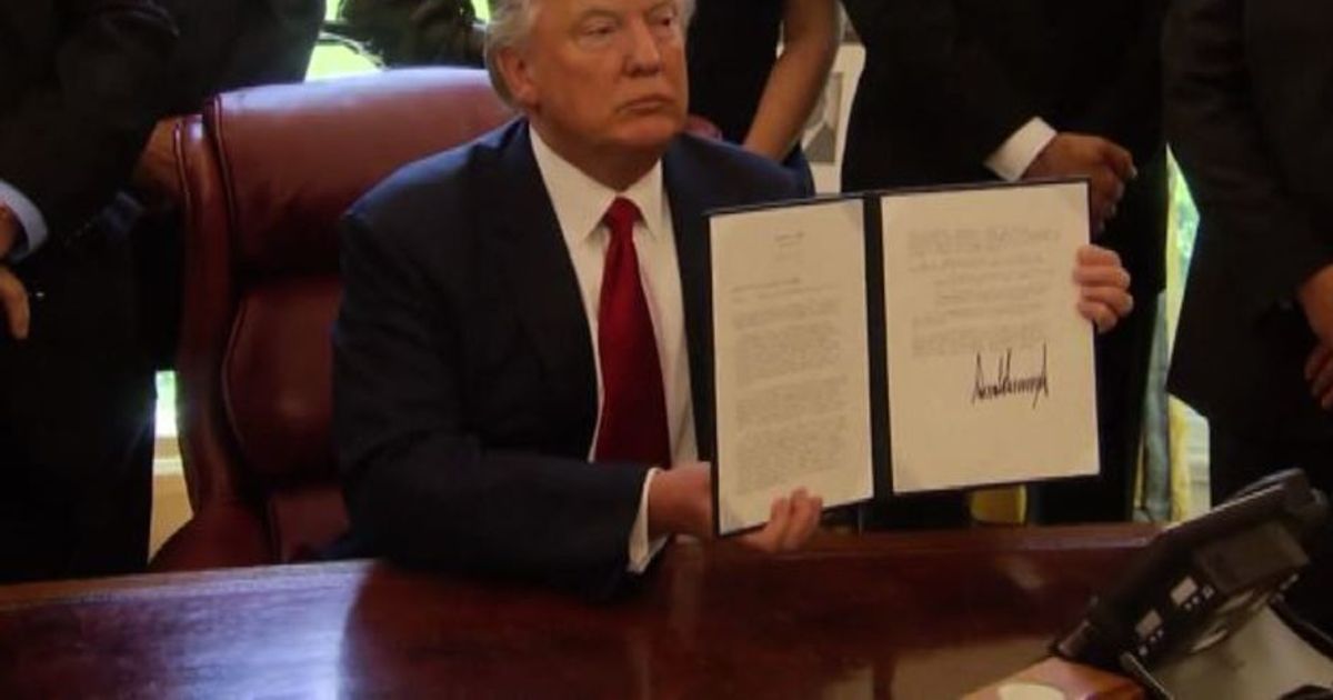 Casa Bianca, la “rivoluzione” di Donald Trump avanza in maschera