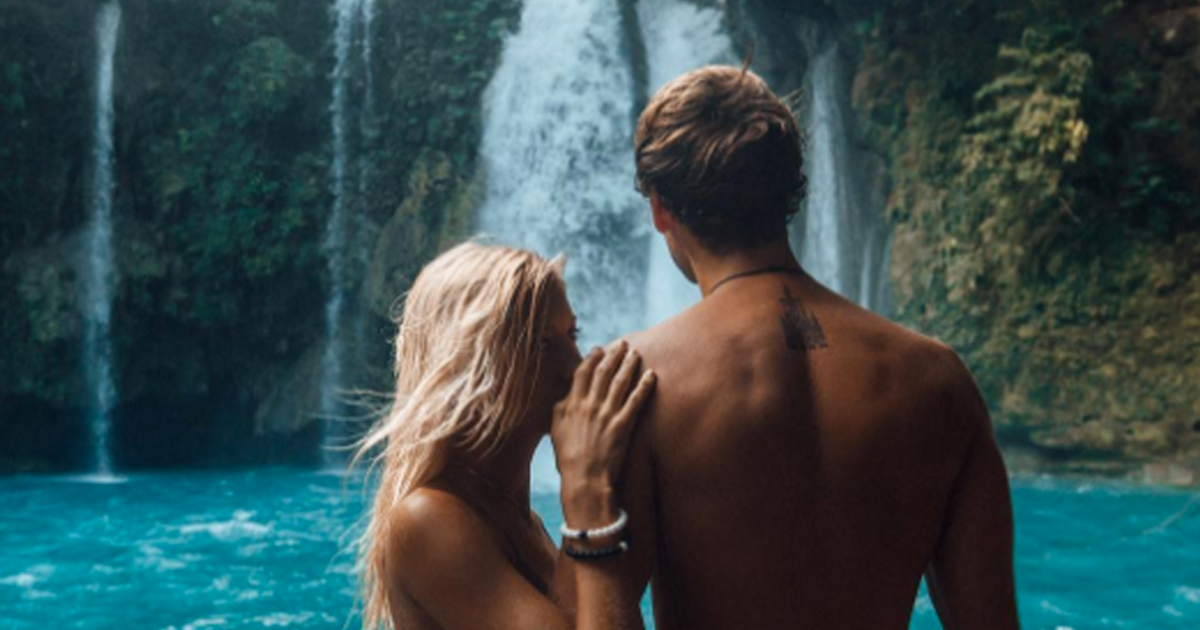 Questa coppia è pagata per pubblicare foto su Instagram: una vita da sogno e soldi (tanti)