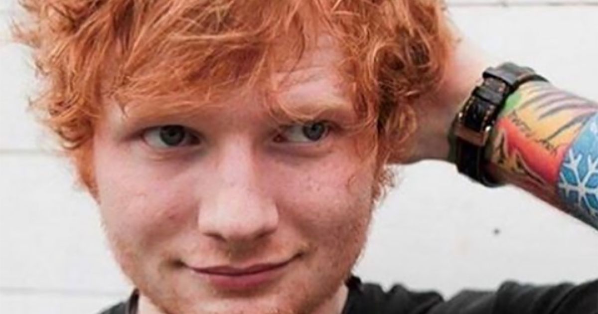 I fan di Ed Sheeran invadono il quartiere del pub in cui sta registrando un video