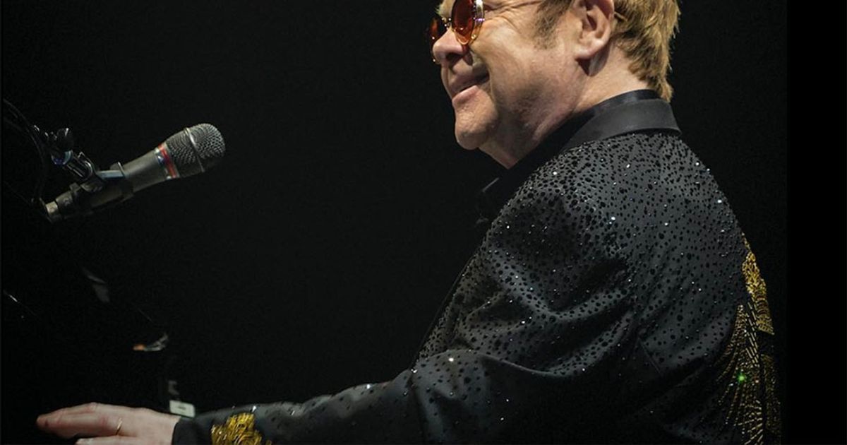 Pericolo scampato per Elton John che ha rischiato di morire