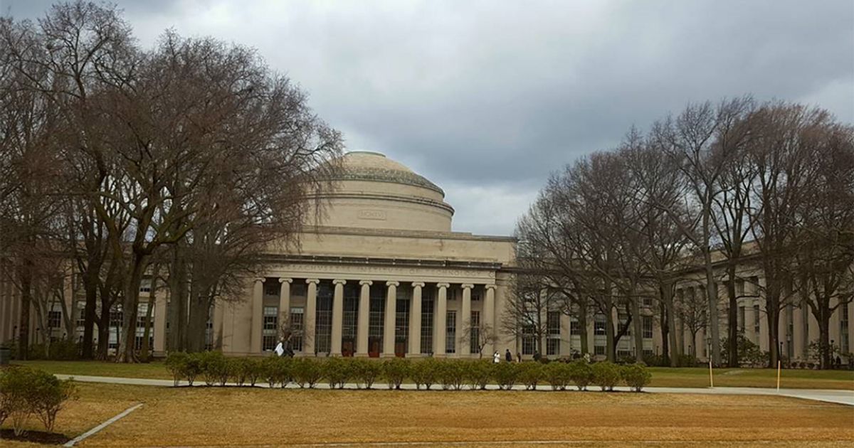 250 mila dollari per i disobbedienti dal MIT di Boston!