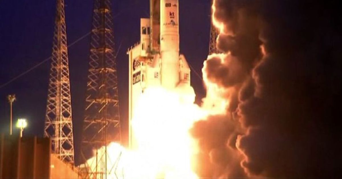 Spazio: nuovo successo per Ariane 5, in orbita due satelliti