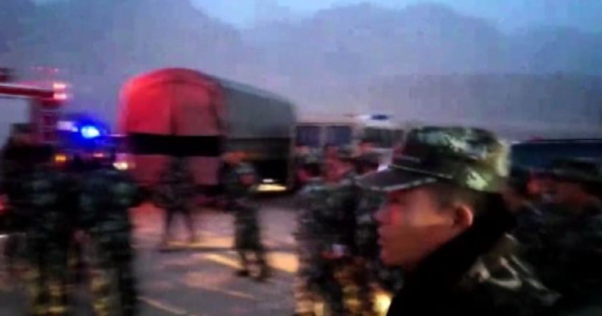 Cina, sisma di magnitudo 5,4 nello Xinjiang: i video amatoriali