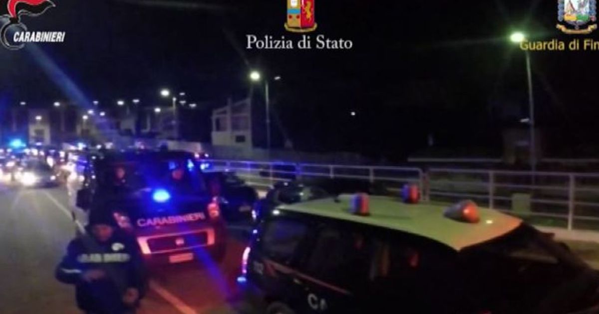 ‘Ndrangheta e migranti, smantellata cosca Arena