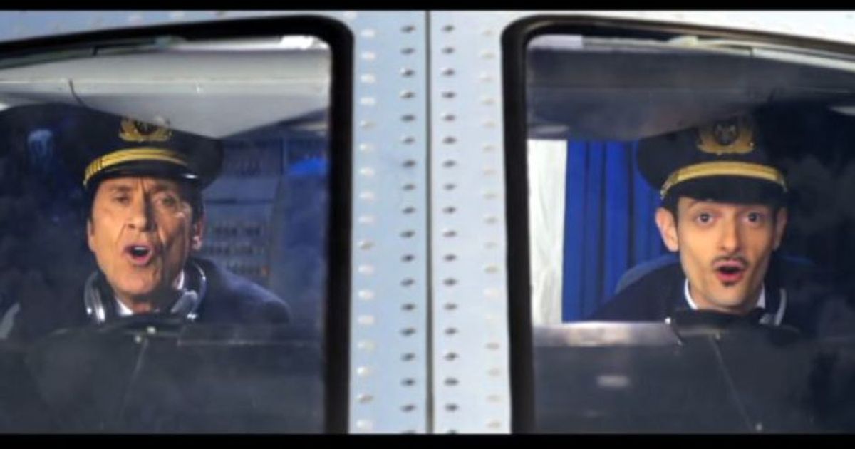 Nel nuovo video di Rovazzi “Volare” c’è Morandi, sotto minaccia