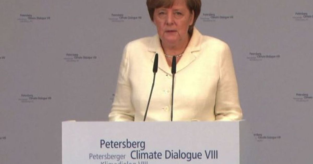 Messaggio Merkel dopo Manchester: siamo al fianco dei britannici