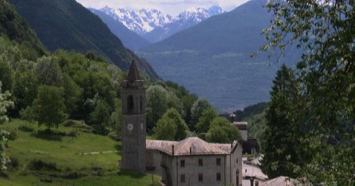 Spriana, 100 abitanti senza parroco ma resiste l’ufficio postale