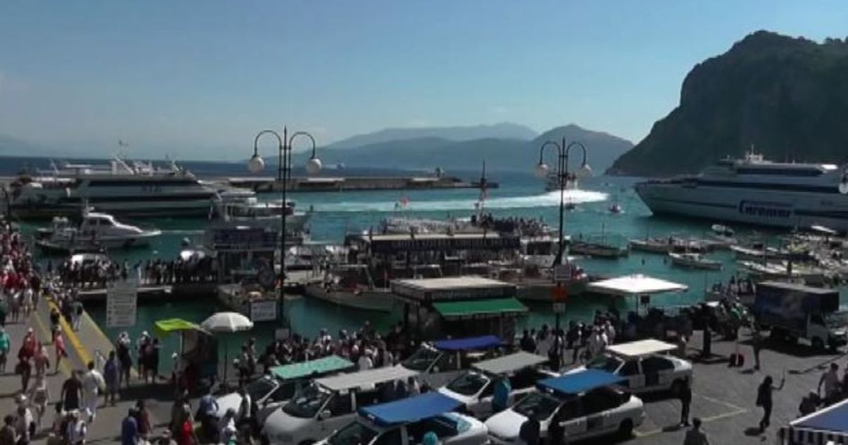 Capri in time-lapse, è già estate piena nell’isola
