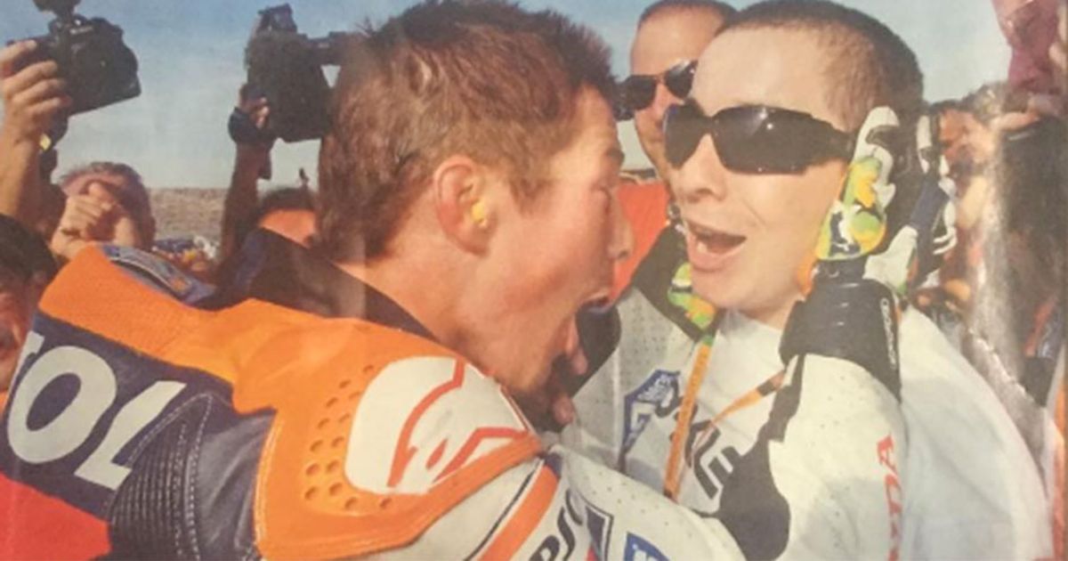 “Correremo ancora insieme”: è il messaggio del fratello di Hayden